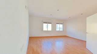 Piso en venta en Santa Perpètua de Mogoda