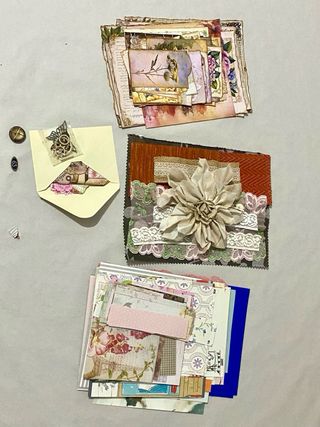 Lote 63 papeles y elementos Junkjournal (+130 pcs)