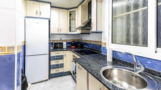 Piso en venta en Les Planes en Hospitalet de Llobregat, L´