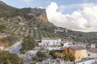 Piso en venta en Moclín