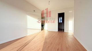 Piso en venta en Centro en Ourense