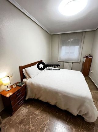 Piso en venta en Santa Cruz - Industria - Polígono Campollano en Albacete