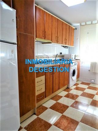 Piso en venta en Linares