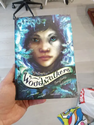 Libro Woodwalkers amistades peligrosas