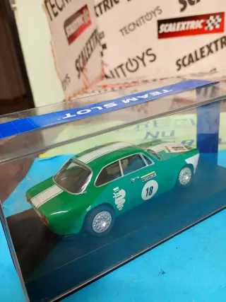Scalextric Team Slot Alfa Giulia GTA NUEVO PRECINT