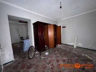 Casa en venta en Carmona