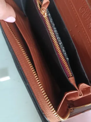 Cartera monedero Guess nueva