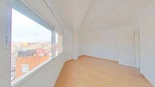 Piso en venta en Creu de Barberà en Sabadell