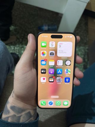 iPhone 16 Negro