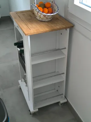 Mueble auxiliar cocina madera y metal en blanco