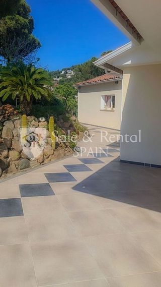 Chalet en venta en Roca Grossa - Serra Brava en Lloret de Mar