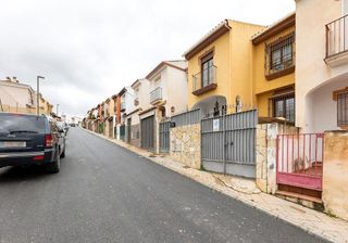 Casa adosada en venta en Otura