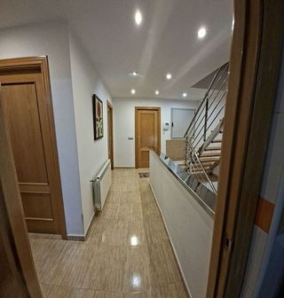 Casa adosada en venta en Tomelloso