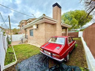 Casa pareada en venta en Valdeaveruelo