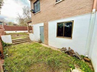 Casa pareada en venta en Valdeaveruelo