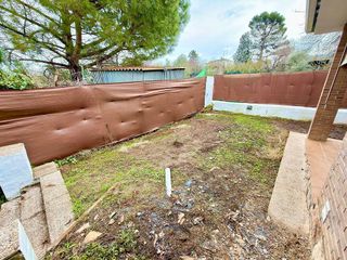 Casa pareada en venta en Valdeaveruelo