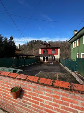 Chalet en venta en Piloña