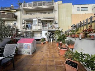 Piso en venta en Ca n'Aurell en Terrassa