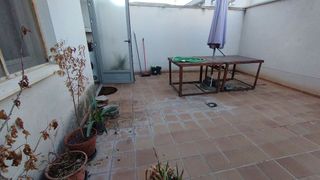 Casa adosada en venta en Santa Cruz - Industria - Polígono Campollano en Albacete