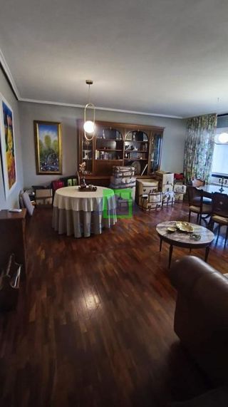 Piso en venta en Centro en Ourense