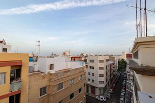 Piso en venta en Arenales - Lugo - Avenida Marítima en Palmas de Gran Canaria(Las)