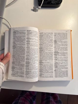 Diccionari Il·lustrat Llatí-Català VOX