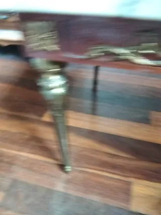 Mesa auxiliar vintage mármol y oro de mariner