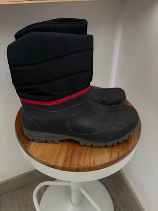 Botas de Nieve Quechua Negras y Rojas