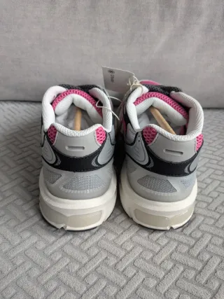 NUEVAS Zapatillas Zara