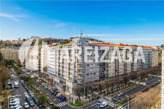 Piso en venta en Amara - Berri en San Sebastián-Donostia