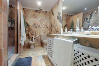 Piso en venta en Nueva Andalucía centro en Marbella