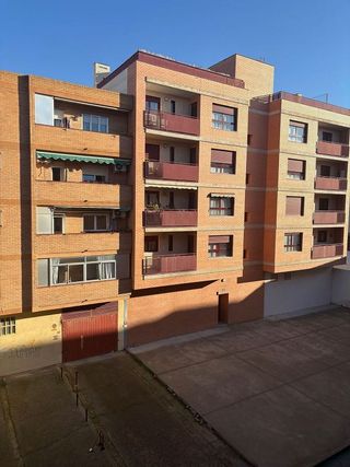 Piso en venta en Arrabal en Zaragoza