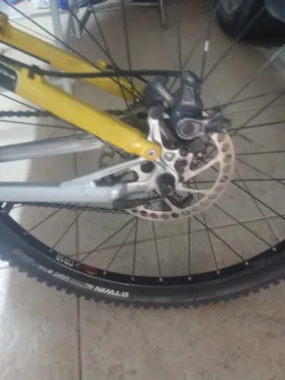 Bicicleta de Montaña Doble Suspensión