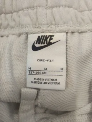 Pantalón unisex niño corto Nike beige, 237-146 cm