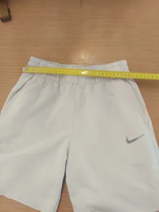 Pantalón unisex niño corto Nike beige, 237-146 cm
