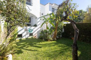 Casa adosada en venta en Las Cancelas - Valdeolletas en Marbella