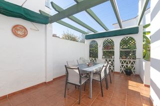 Casa adosada en venta en Las Cancelas - Valdeolletas en Marbella