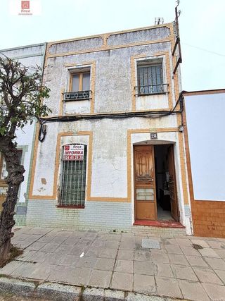 Chalet en venta en Montijo