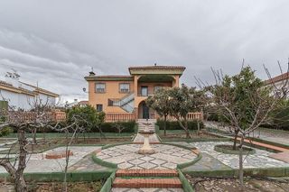 Chalet en venta en Otura