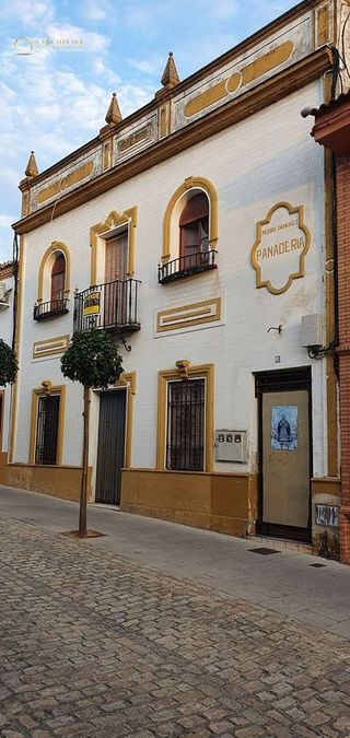 Casa adosada en venta en Centro en Bormujos