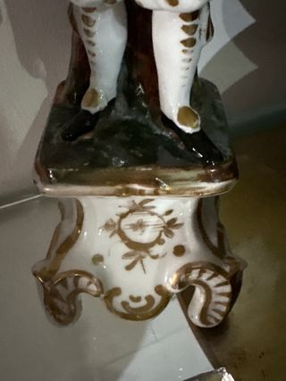 Figura de porcelana del Siglo XIX