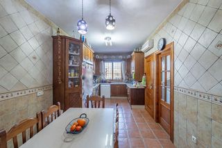 Chalet en venta en Baza