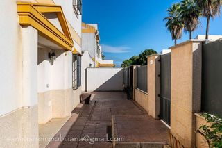 Chalet en venta en Espartinas