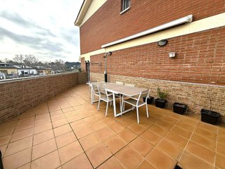 Casa adosada en venta en Palau-solità i Plegamans