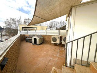 Casa adosada en venta en Palau-solità i Plegamans