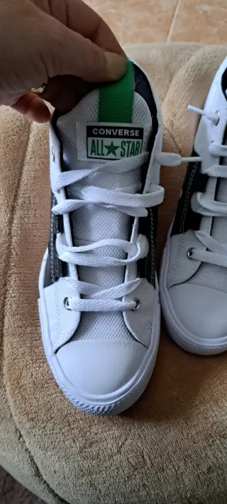 Zapatillas Converse All Star Blancas y Negras