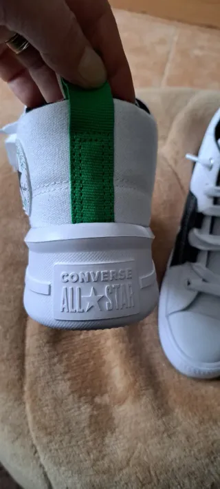 Zapatillas Converse All Star Blancas y Negras