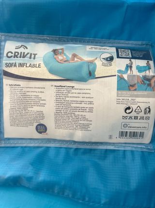 Sofá inflable azul