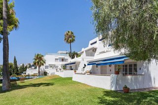 Piso en venta en Nueva Andalucía centro en Marbella