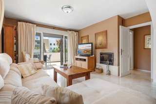 Piso en venta en Nueva Andalucía centro en Marbella